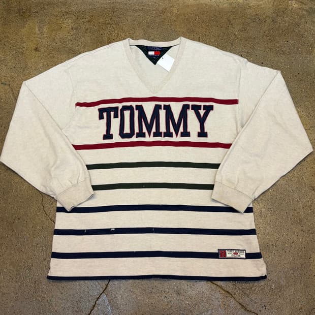90s 미국 빈티지 타미힐피거 올드스쿨 빅로고 브이넥 롱슬리브