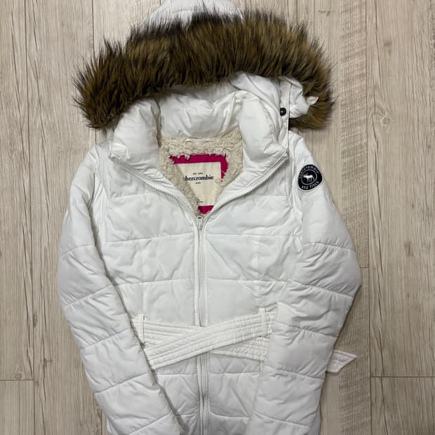 아베크롬비 울프죠 패딩 화이트