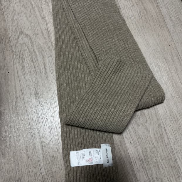 his 헤지스 머플러 베이지