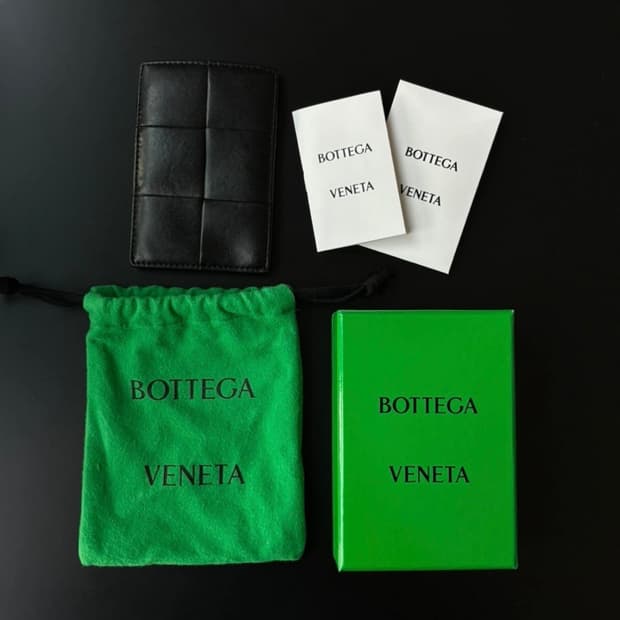 보테가베네타 카드지갑
