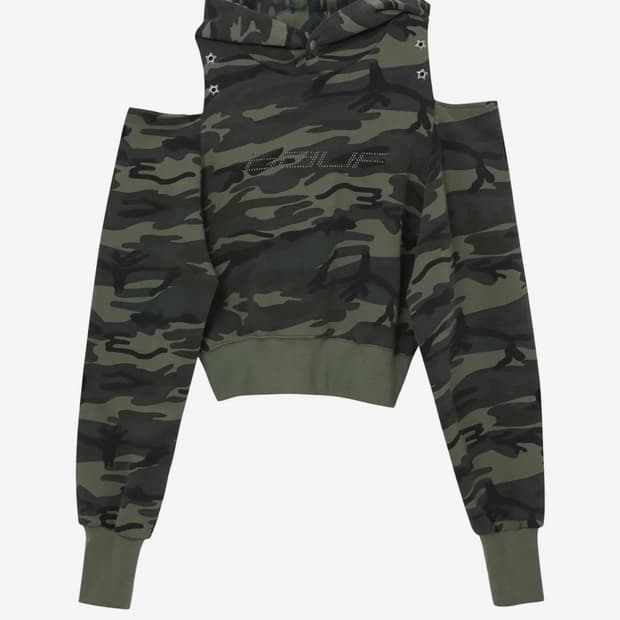 에스파 윈터착용) 바우프 컷아웃 오프숄더 크롭 후드 [카모]