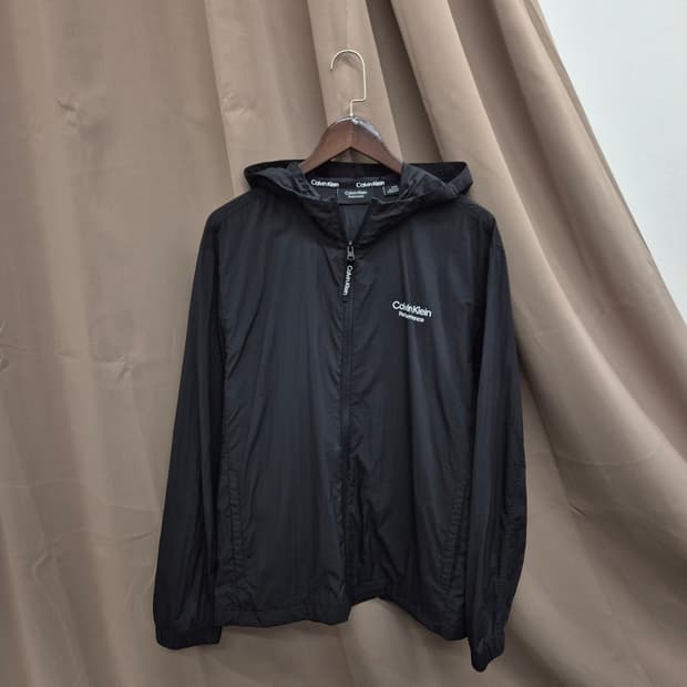 캘빈클라인 경량 바람막이 XL