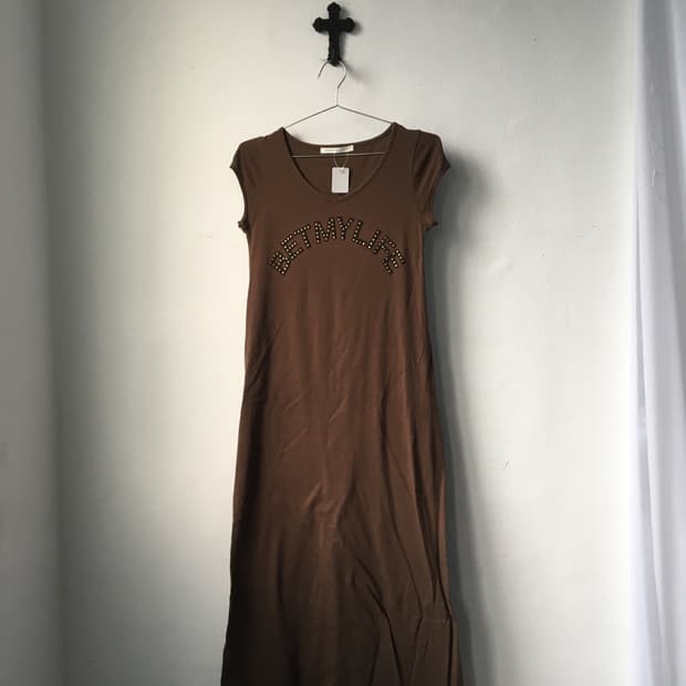 Lettering stud point maxi onepiece