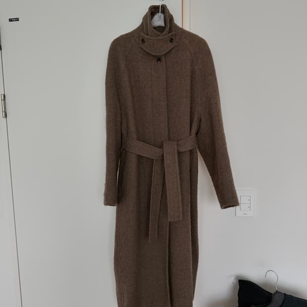모이아 balmacaan coat(taupe)