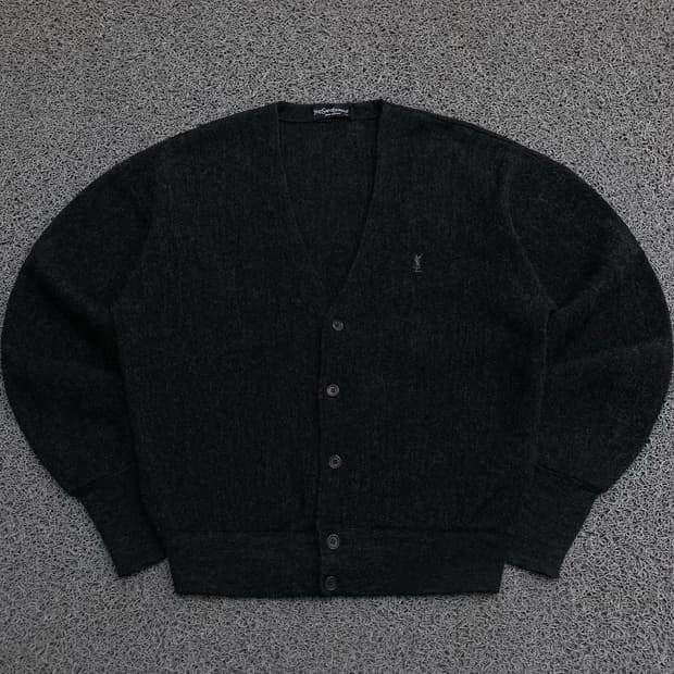 YvesSaintLaurent 입생로랑 시그니처 자수로