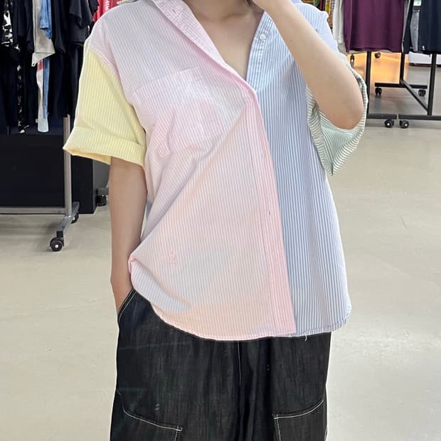 예일 멀티 컬러 반팔 셔츠