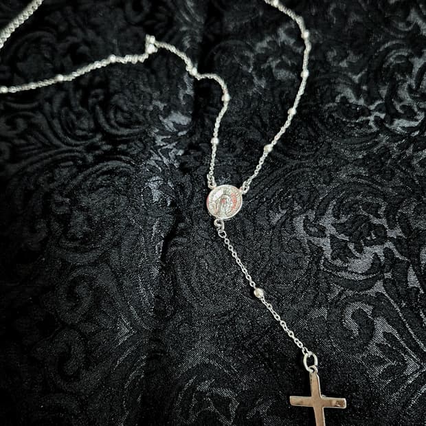 빈티지 고스 고딕 실버 십자가 로자리오 목걸이
