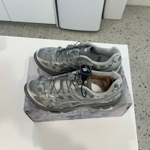 아식스 세실리에반센