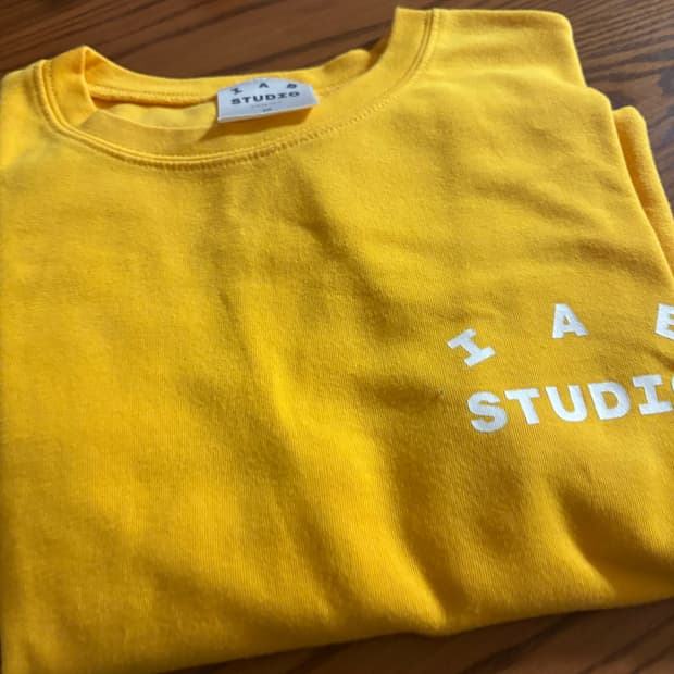 Iab 아이앱 스튜디오 옐로우 반팔