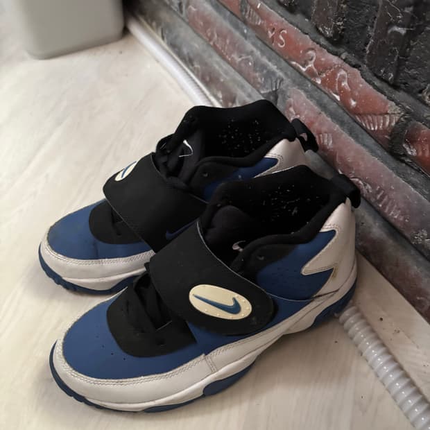 나이키 스피드 터프 AIR 블루 농구화