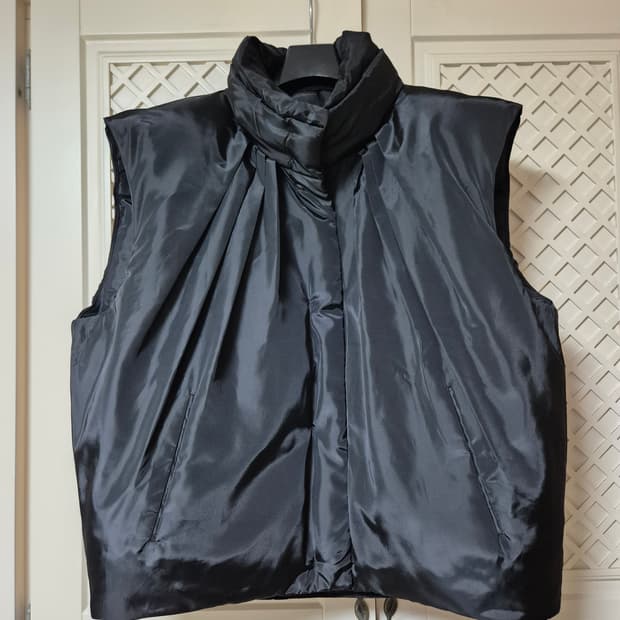 조르쥬 레쉬 셔링 구스다운 베스트