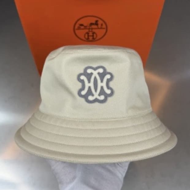 [새상품,당일배송] 에르메스 자수 로고 아이보리 남녀공용 버킷햇 풀구성품