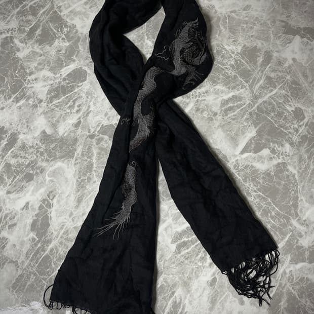 (Japanese vintage)black pattern muffler