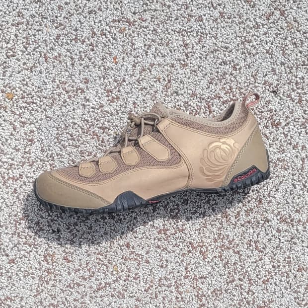 컬럼비아 tenacity 240