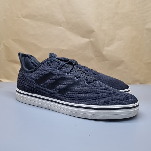 아디다스 트루7 카본 남성운동화 270