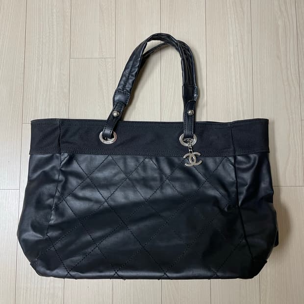 샤넬 비아리츠 숄더백 블랙