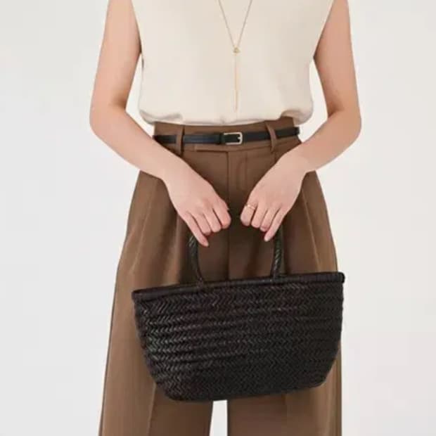 드래곤 디퓨전 스몰 토트백 다크브라운 