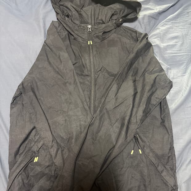 스파이더 바람막이