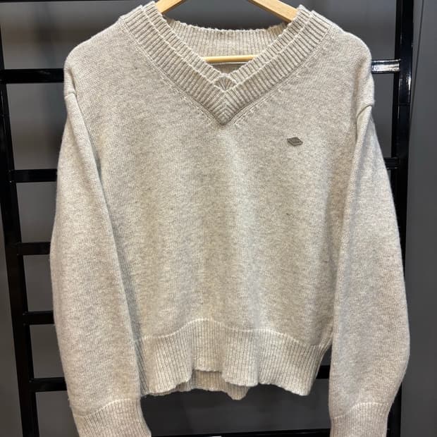 (F)틸아이다이 더블넥 캐시미어 니트