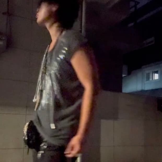 Vkei 스타일 시퀸 민소매