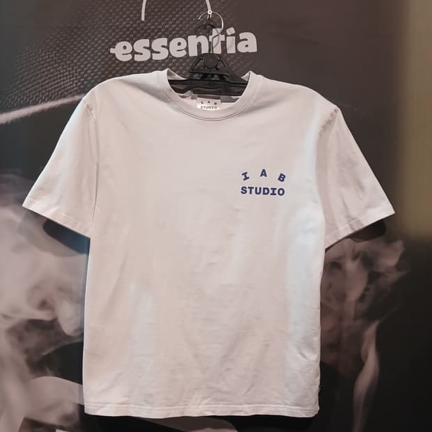 아이앱 스튜디오 반팔티