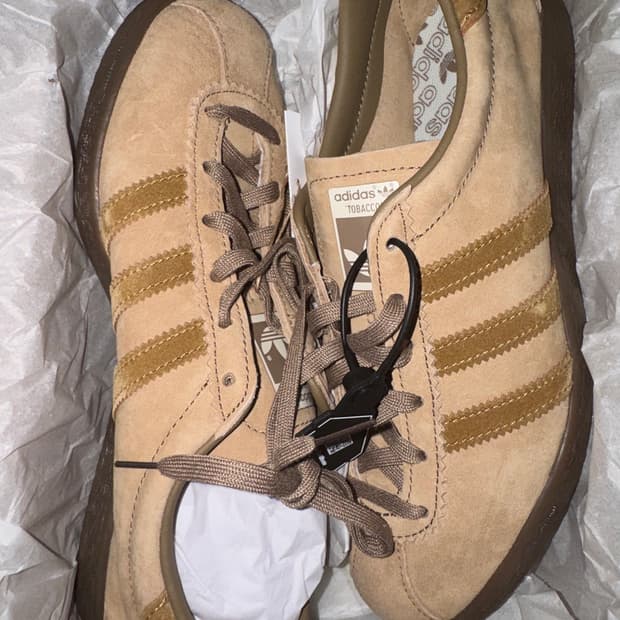Adidas tobacco