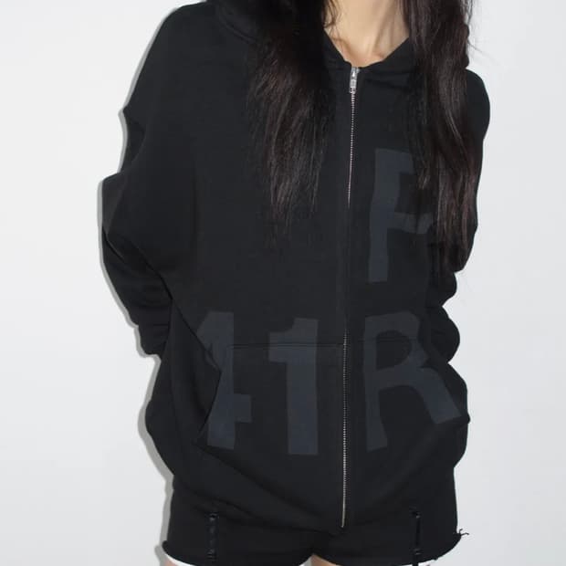 사일프레이 후드집업 Black