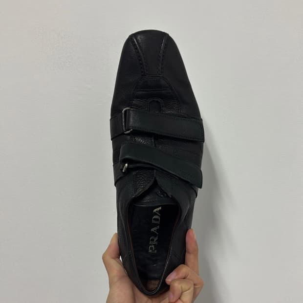 2000s 프라다 빈티지 스니커즈