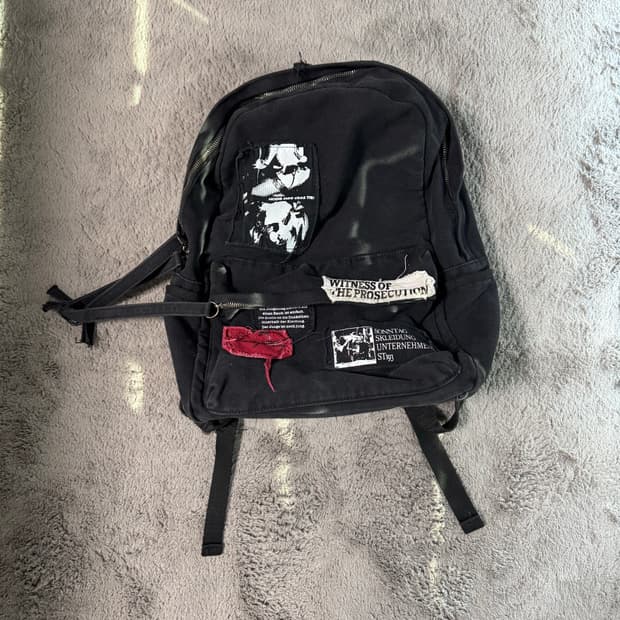 선데이오프클럽 백팩 팝니다