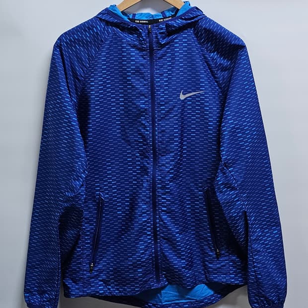 나이키 러닝 바람막이 M