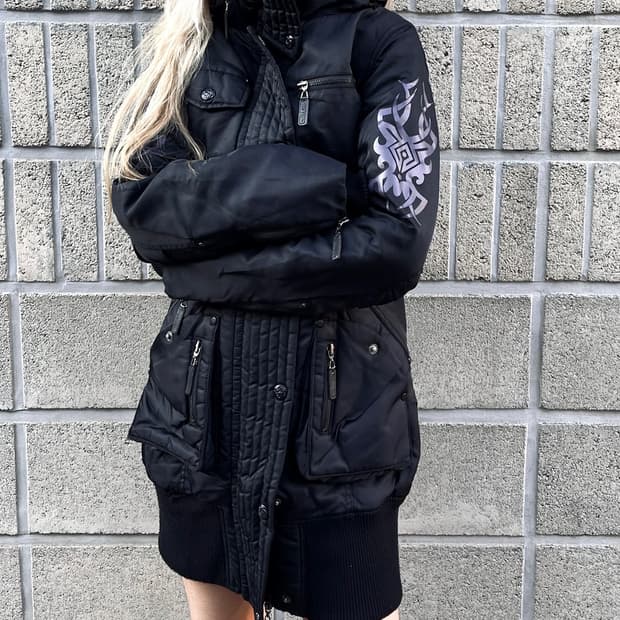 큐티플래시 윈터 시즌 투웨이 집업 다운 자켓