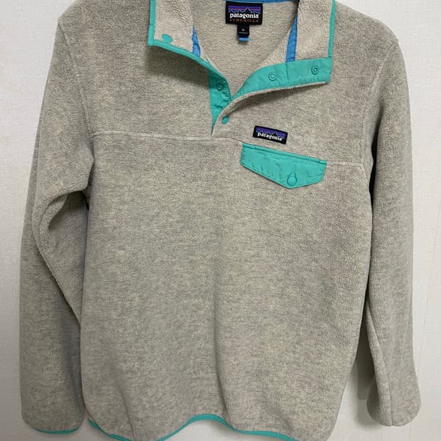 파타고니아 신칠라 그레이 틸 블루 