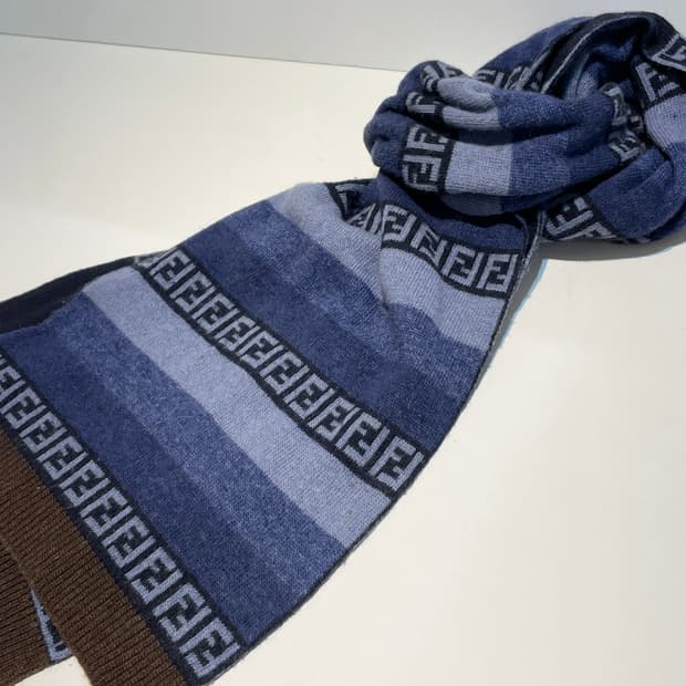 펜디 FENDI Italy 오리지널 울 숄 목도리 A1537