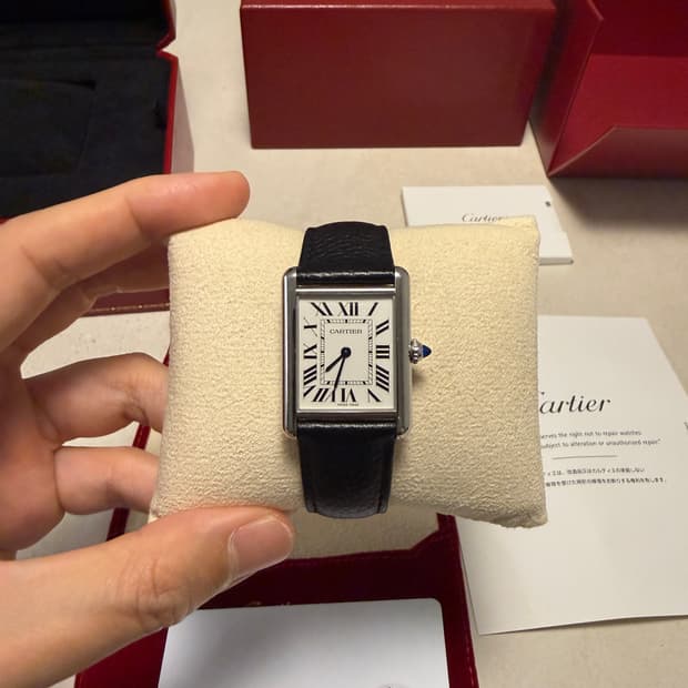 까르띠에 탱크 머스트 라지 스틸