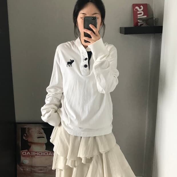 아베크롬비 산양 자수로고 헨리넥 롱슬리브티 화이트