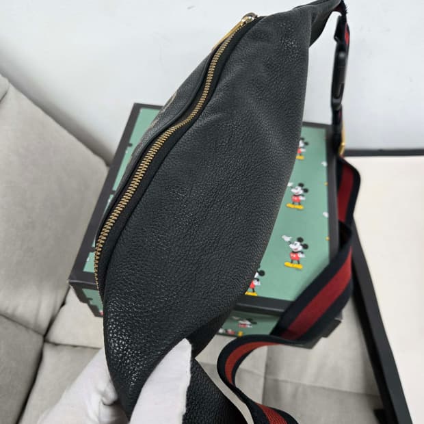 [보증서 정품] 구찌 띠로고 벨트백