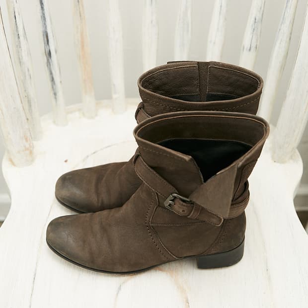 Buckle Strap Moto Boots
