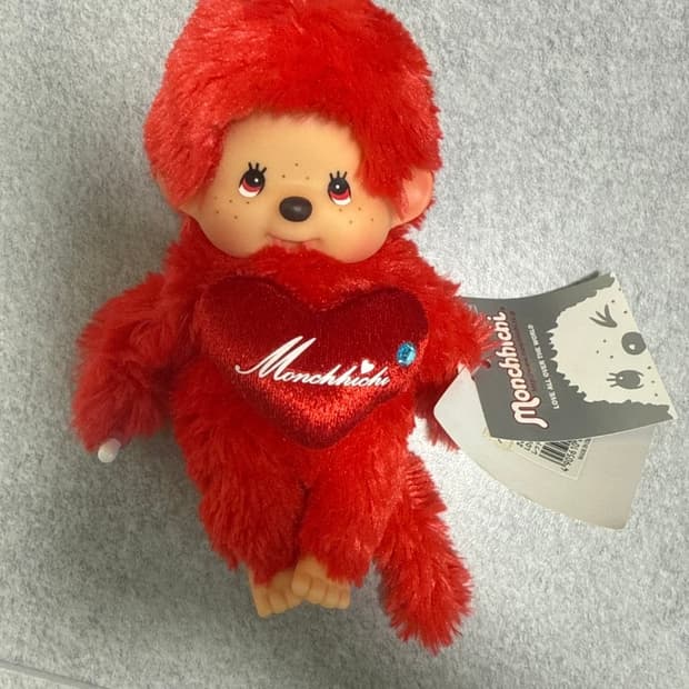 하트 포옹 몬치치