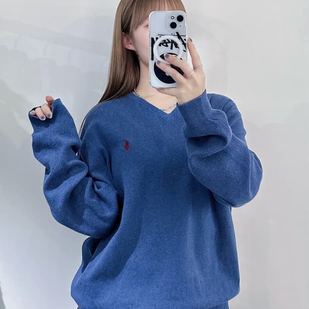 폴로 블루 포니 브이넥 니트
