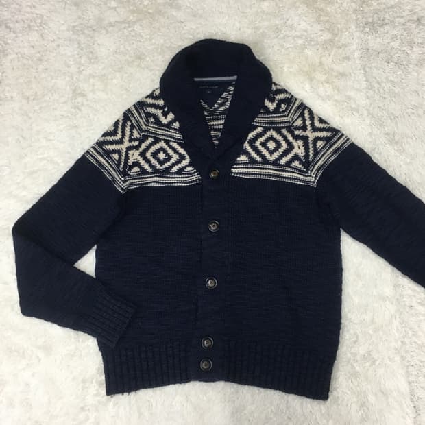 타미 숄카라넥 니트가디건  BB13