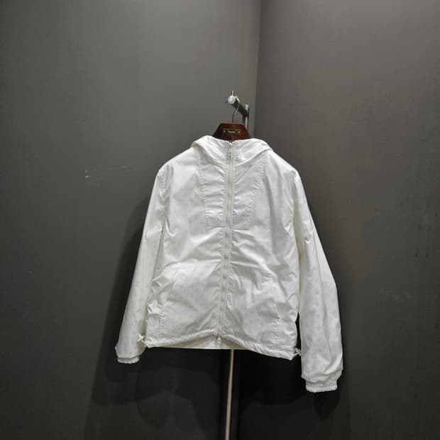 루이비통 모노그램 리버시블 버질아블로 바람막이 후드 자켓