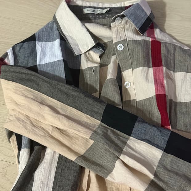버버리 런던 체크 셔츠 이너티 레이어드 