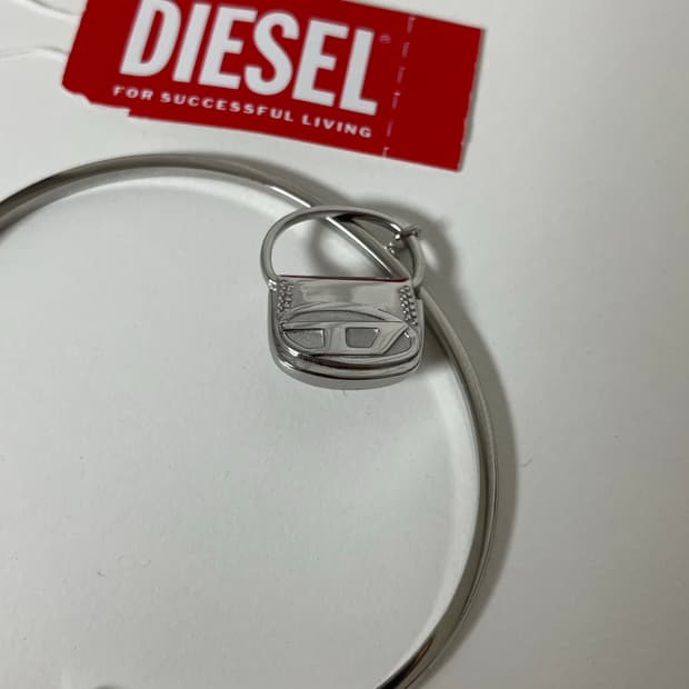 디젤 뱅글 팔찌