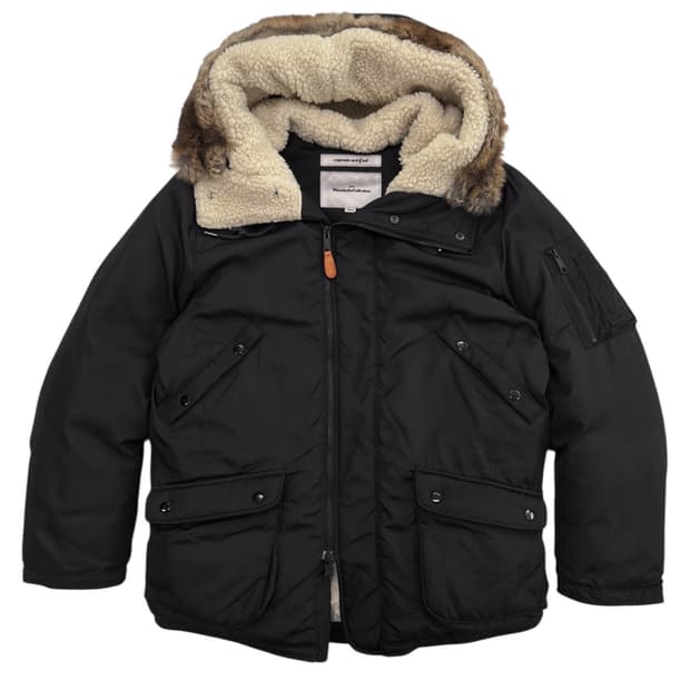 비바스튜디오 n3b 헤비다운 패딩 파카