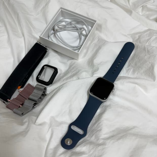 애플워치 se2 40mm gps + 스트랩,케이스