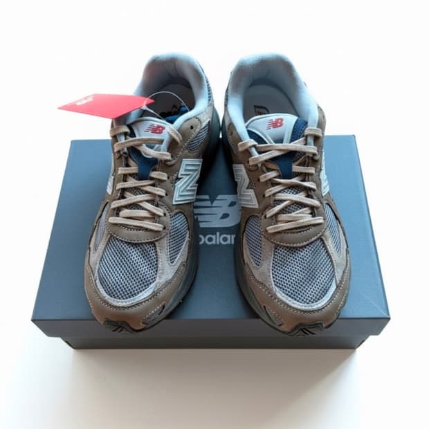 270 뉴발란스 x 카키스 2010 앱졸브 쉐도우 브라운