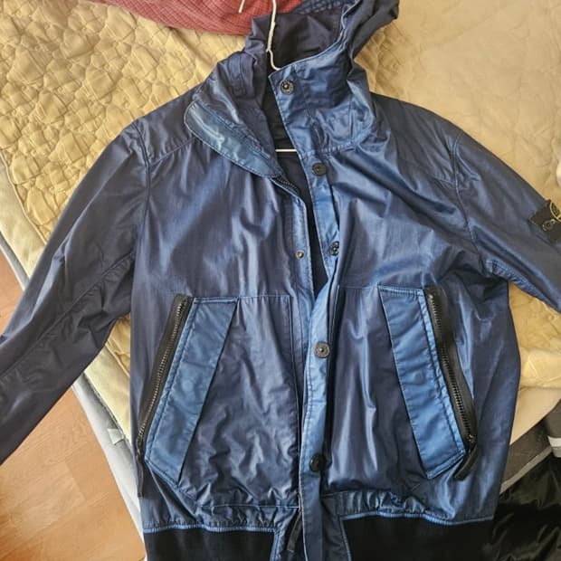 스톤아일랜드 무솔라고마타 자켓 L