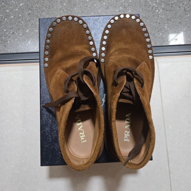 프라다 찡 처카부츠