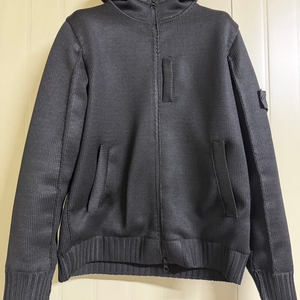 스톤아일랜드 쉐도우프로젝트 신슐레이트 니트패딩 자켓 xl