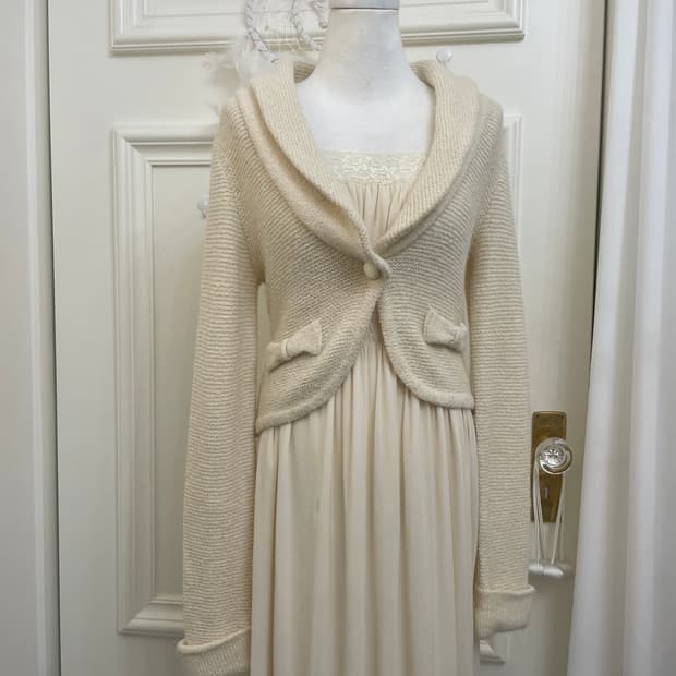 EF-DE ivory bow point collar cardigan